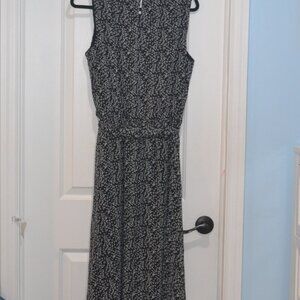 Pre-owned  MSK black and white floral print dress size 14.